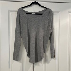 Aritzia TNA thermal shirt. Size small